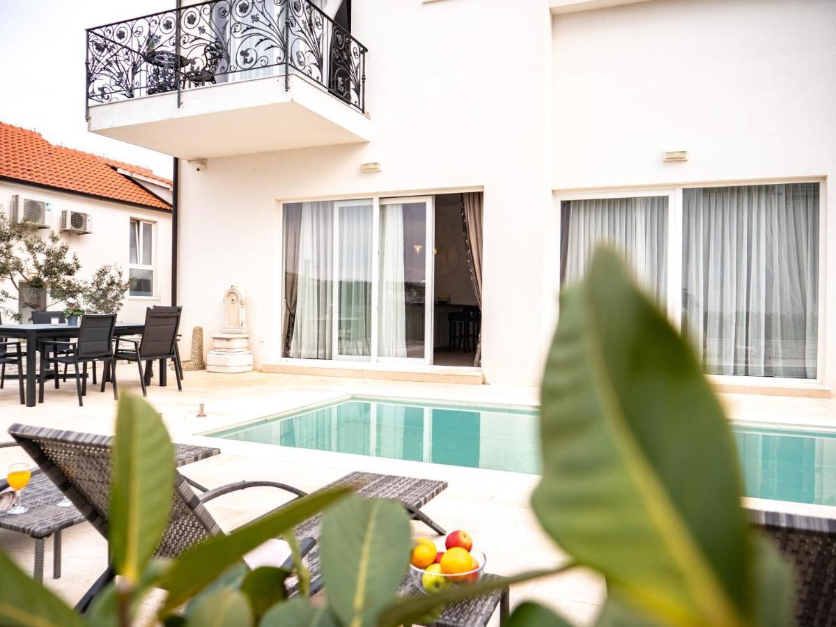 Elegant Hvar Town Villa With Pool Exteriör bild