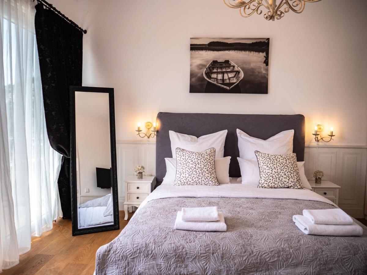 Elegant Hvar Town Villa With Pool Exteriör bild