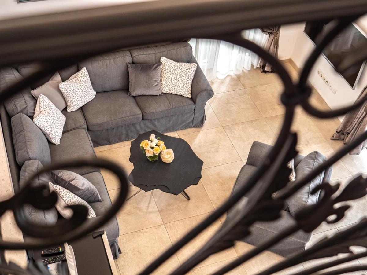 Elegant Hvar Town Villa With Pool Exteriör bild